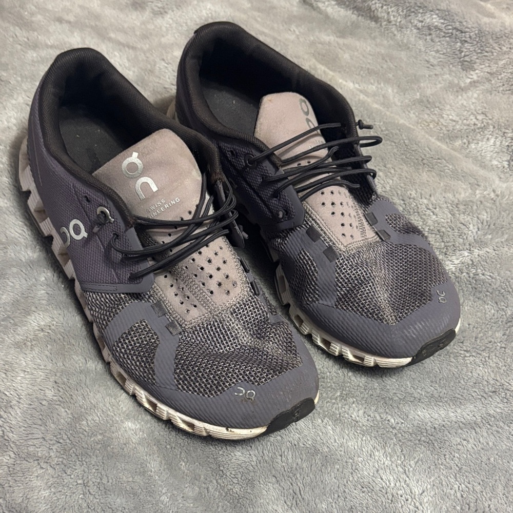 On Running Sneakers